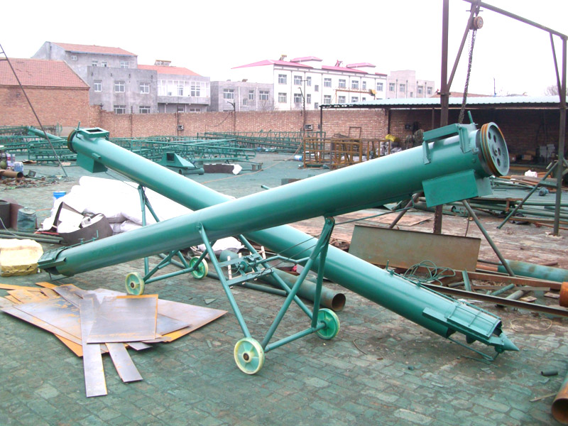 螺旋輸送機.jpg 螺旋輸送機.jpg