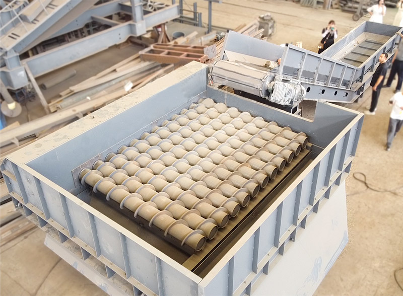 螺旋篩分機(jī).jpg 螺旋篩分機(jī).jpg